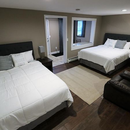 Brimley Motel Suites Екстер'єр фото