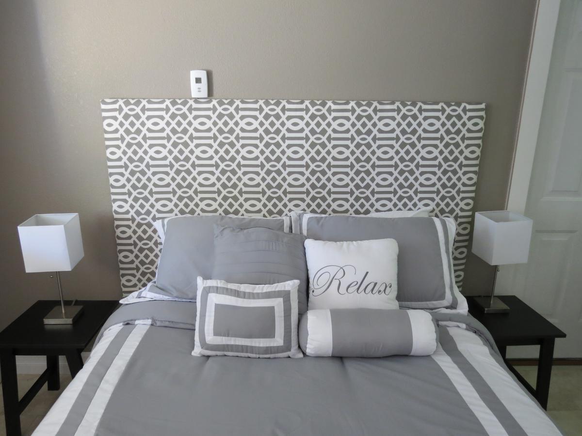 Brimley Motel Suites Екстер'єр фото