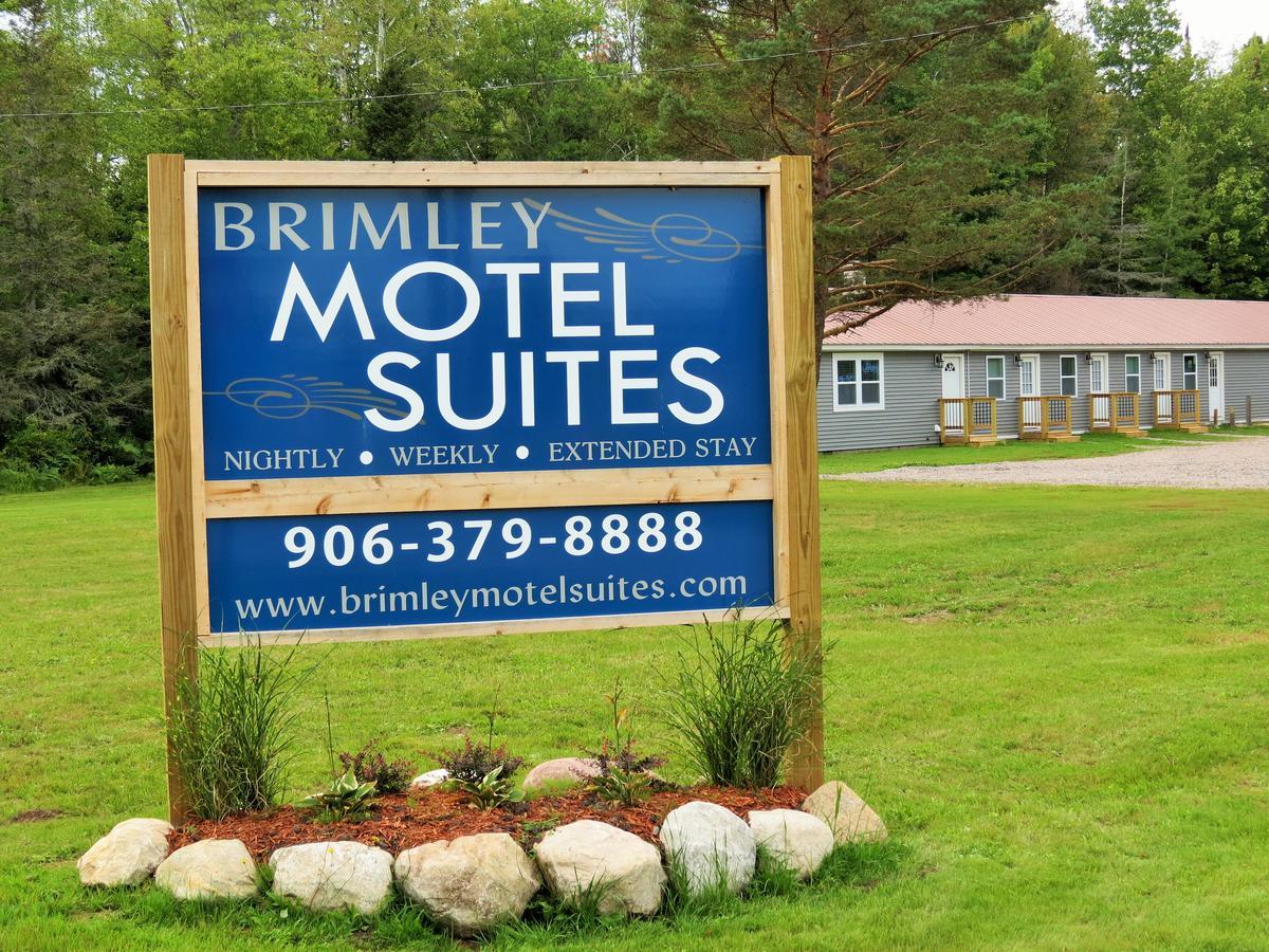 Brimley Motel Suites Екстер'єр фото